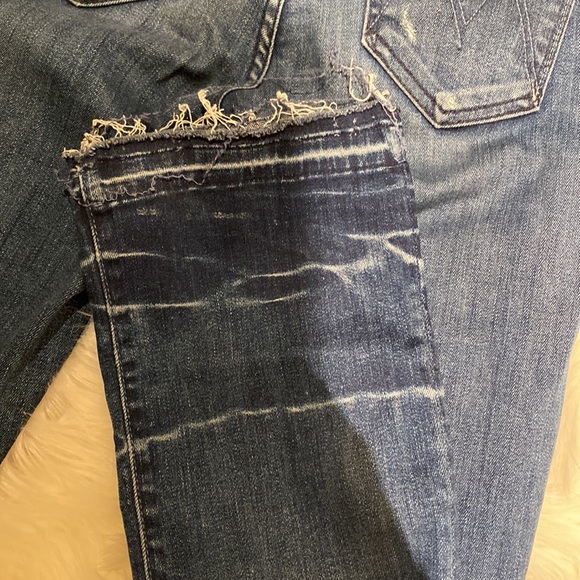 MOTHER INSIDER CROP (FINAL PRICE DROP) - Picture 4 of 8